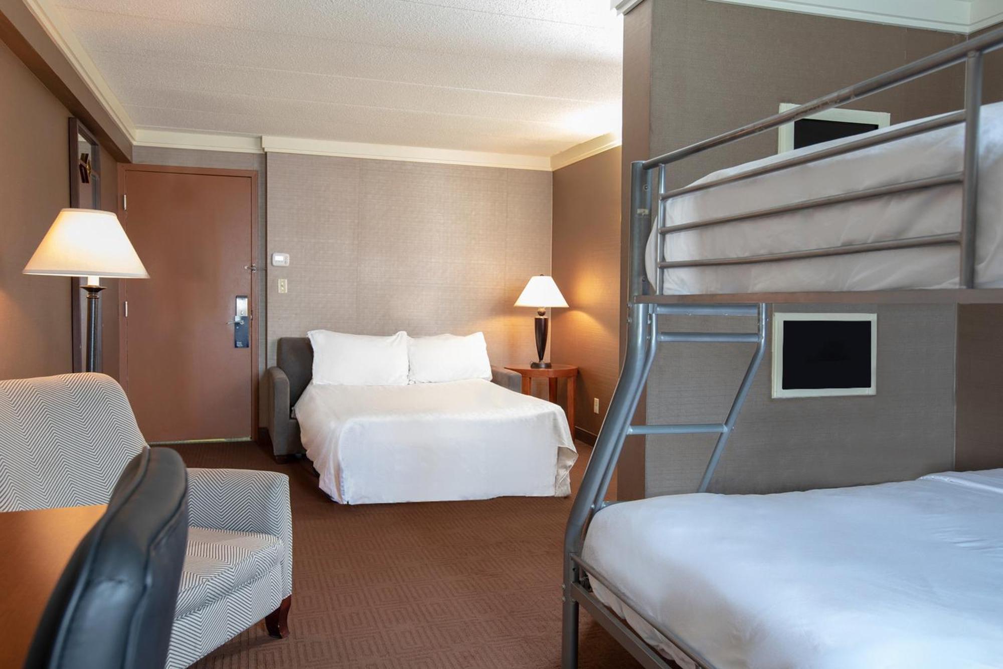 Sheraton Niagara Falls Exterior photo